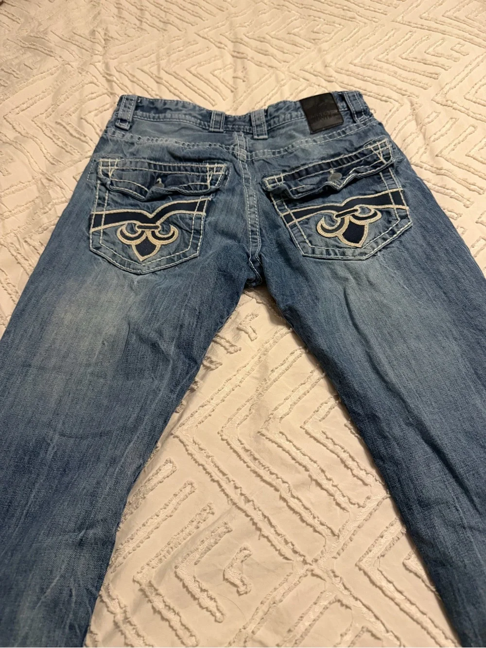Men's Embroidered Back Pocket Light Blue Jeans